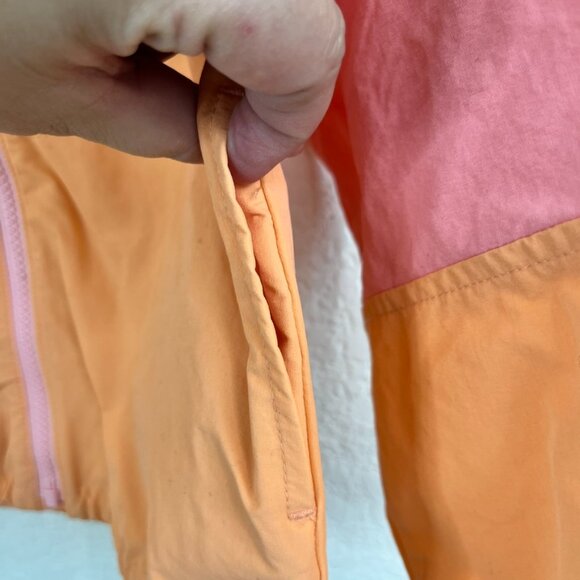 Girls’ Windbreaker in Colorblock with UPF 50+ - Picture 4 of 10